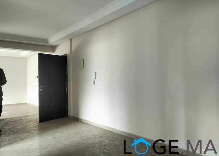 Appartement de 83 m2 dans un immeuble au 3ème étage, R+3 avec ascenseur prés marjan el jadida.