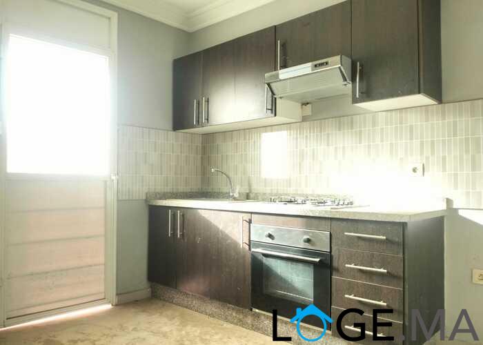 Appartement de 83 m2 dans un immeuble au 3ème étage, R+3 avec ascenseur prés marjan el jadida.