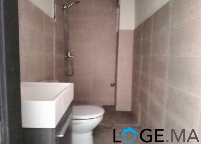 Appartement de 83 m2 dans un immeuble au 3ème étage, R+3 avec ascenseur prés marjan el jadida.