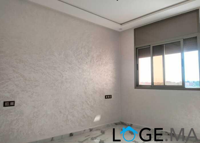 Appartement dans une R+2 de 120 m2 escalier privative au 2 ème étage a al bosstane El jadida