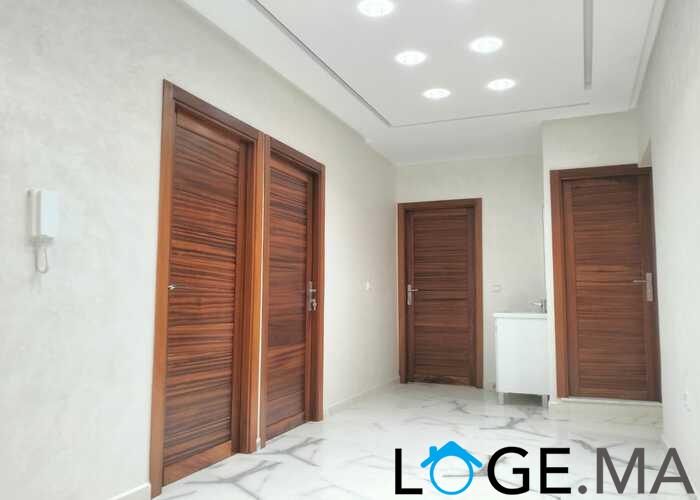 Appartement de 138 m2 escalier privative a hay essalm el jadida 