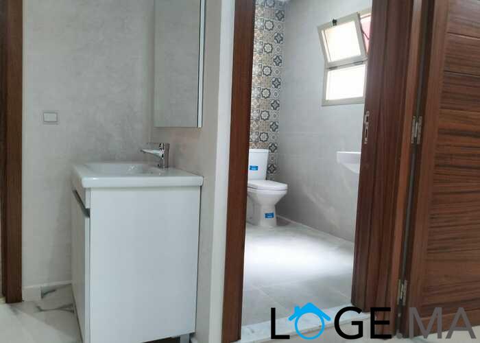 Appartement de 138 m2 escalier privative a hay essalm el jadida 