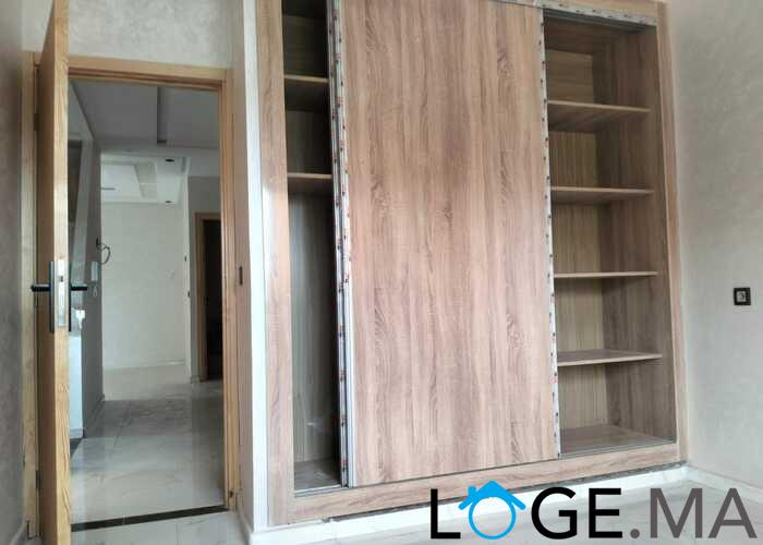 Appartement de deux façades, 120 m2 escalier privative a al bosstane El jadida