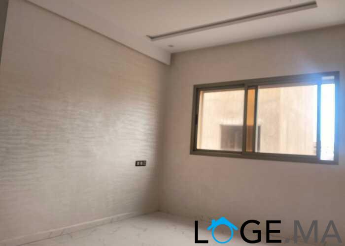Appartement de deux façades, 120 m2 escalier privative a al bosstane El jadida