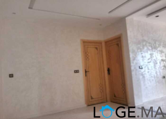 Appartement de deux façades, 120 m2 escalier privative a al bosstane El jadida