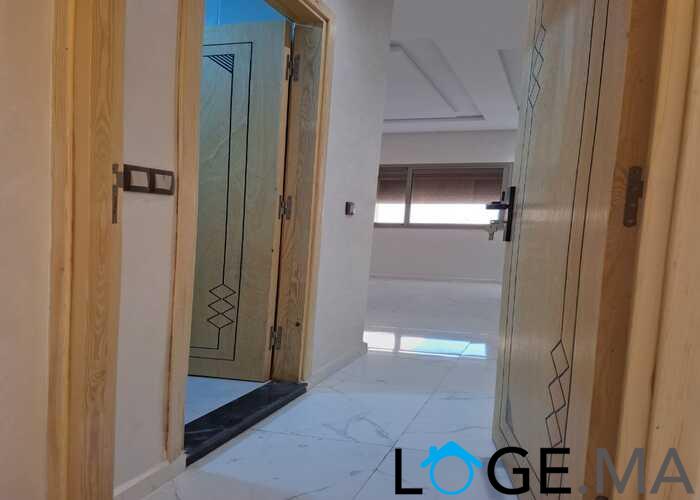 appartement de 103 m2 habitable avec escalier privative 2 façades dans R+2 a al bousstan el jadida.
