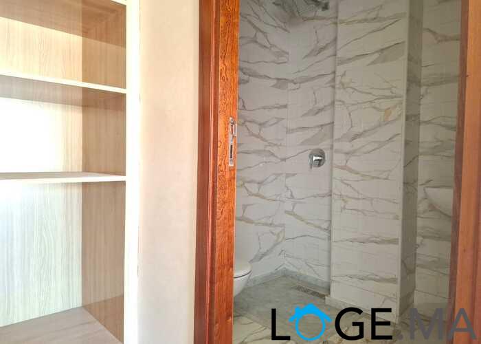 Niveau de villa d3 128 m2 a al bosstane El jadida.