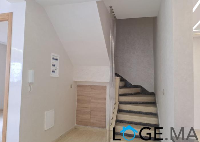 Duplex à vendre de 300 m2 à al bousstane el jadida.
