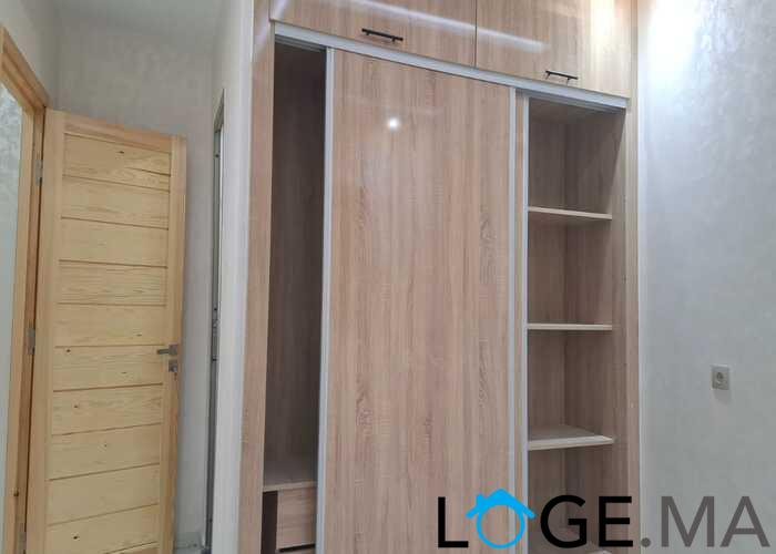 Appartement dans une R+2, 1ère étage escalier privative a hay essalm el jadida.