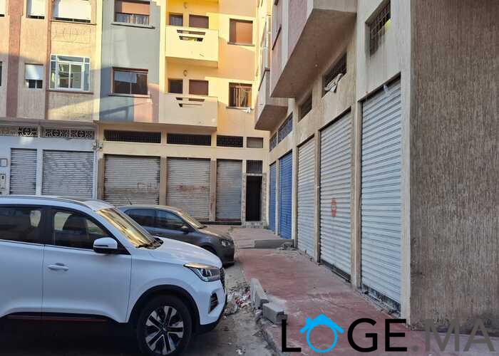 Magazine a vendre de 90 m2 a hay essalm près central laitière a el jadida