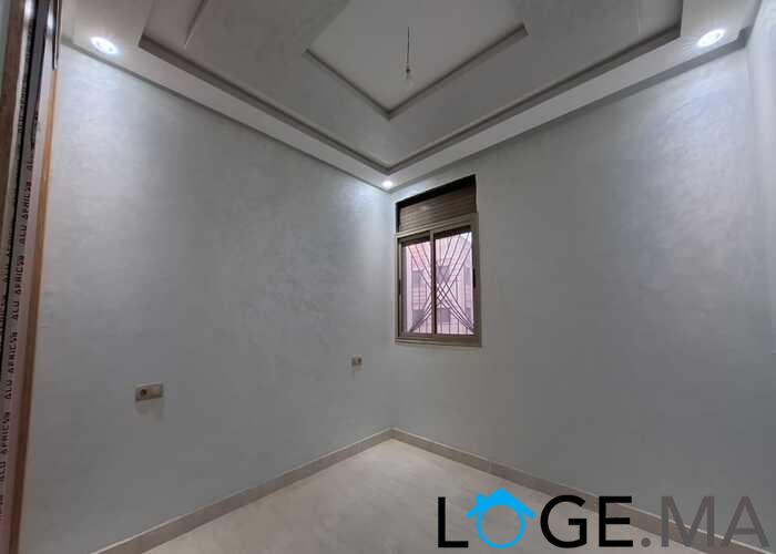 Appartement de 115 m2 escalier privative dans R+2 près Marjan El jadida.