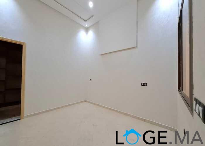 Appartement RDC de 151 m2 dans R+2 a Nrjiss el jadida.