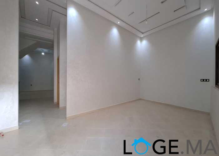 Appartement RDC de 151 m2 dans R+2 a Nrjiss el jadida.