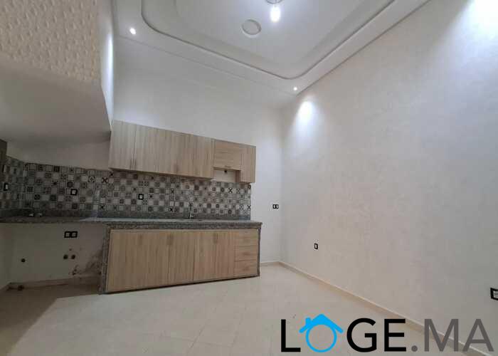 Appartement RDC de 151 m2 dans R+2 a Nrjiss el jadida.