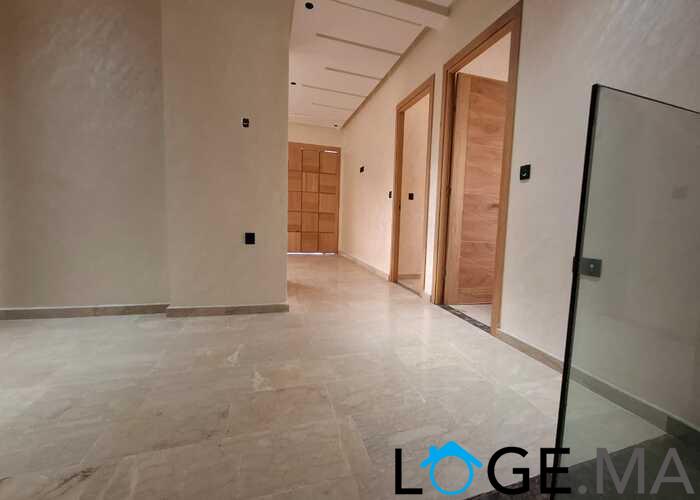Duplex villa de 3 façades avec piscine a vendre a al bosstane El jadida.