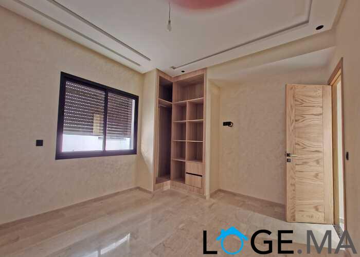 Duplex villa de 3 façades avec piscine a vendre a al bosstane El jadida.