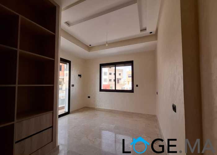 Duplex villa de 3 façades avec piscine a vendre a al bosstane El jadida.
