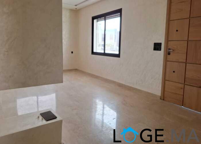 Duplex villa de 3 façades avec piscine a vendre a al bosstane El jadida.