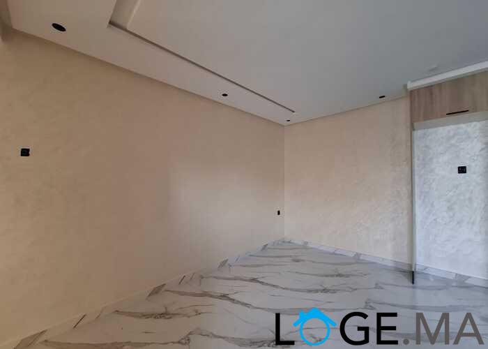Duplex villa de 3 façades avec piscine a vendre a al bosstane El jadida.