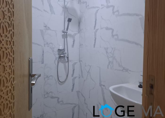 Appartement dans R+2 a hay essalam el jadida avec déclaration totale.