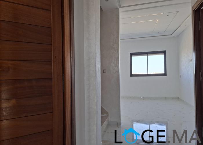 Niveau de villa de 3 façades à vendre près Marjane el jadida