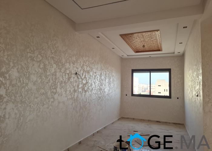 الجديد في شقق بواجهتين ،عمارةr+3 بالمصعد بمدينة الجديدة    