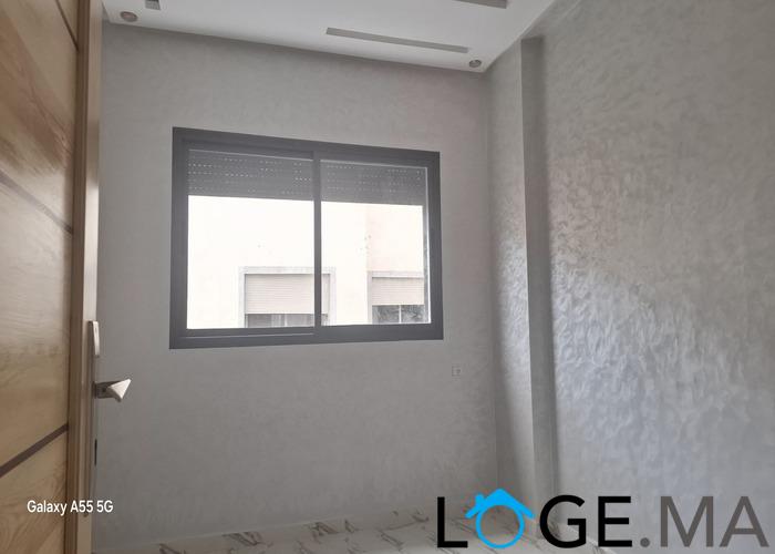 Appartement au 2 ème étage de 89 m2 dans R+2 près central laitière à el jadida 