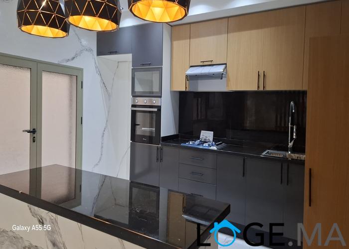 Duplex à vendre de 120 m2 dans R+4 avec garage, ascenseur et garage à el jadida.