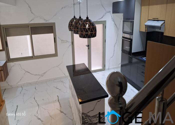Duplex à vendre de 120 m2 dans R+4 avec garage, ascenseur et garage à el jadida.