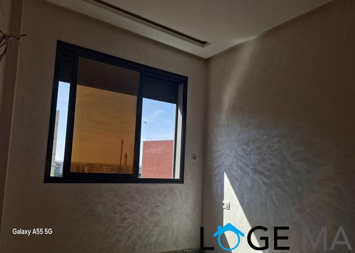 Appartement a vendre dans R+5 de 90 m2 au 5eme étage avec ascenseur près Akdital el jadida .