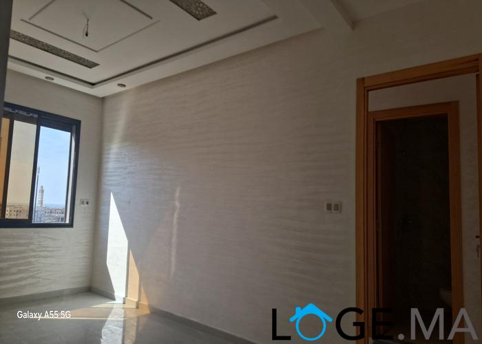 Appartement a vendre dans R+5 de 90 m2 au 5eme étage avec ascenseur près Akdital el jadida .