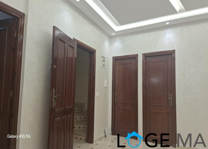 Appartement a vendre de 102 m2 dans R+2 au 1er étage à Hiba hay essalam el jadida.