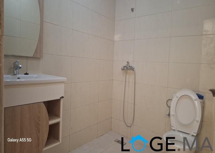 Appartement a vendre de 102 m2 dans R+2 au 1er étage à Hiba hay essalam el jadida.