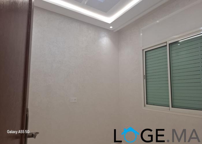Appartement a vendre de 102 m2 dans R+2 au 1er étage à Hiba hay essalam el jadida.