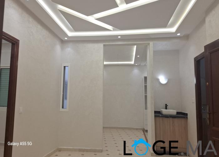 Appartement a vendre de 102 m2 dans R+2 au 1er étage à Hiba hay essalam el jadida.