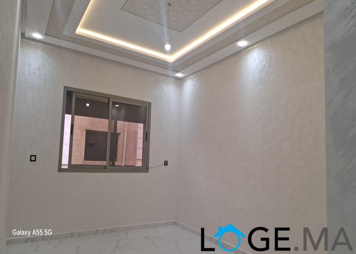 Appartement de 96 m2 au 1er étage dans R+2 à hay essalam el jadida .