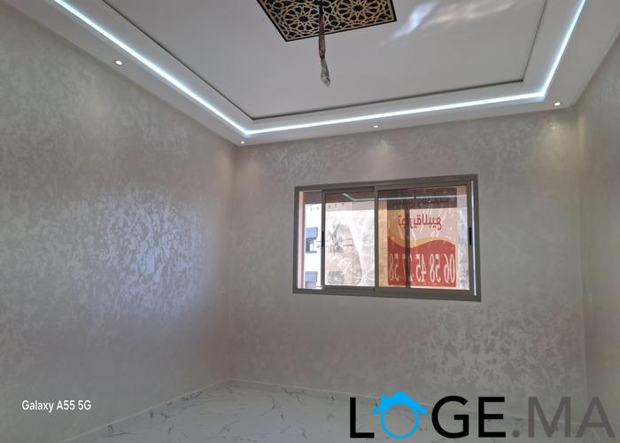 Appartement de façade opposé dans R+2 escalier privatif de 112 m2 près marjane el jadida. 