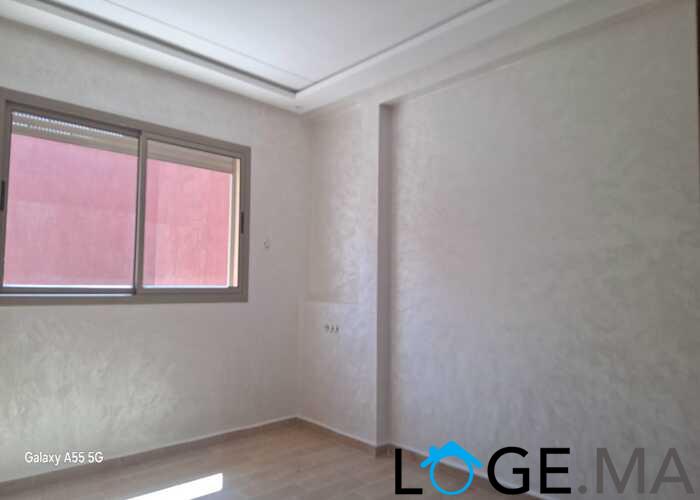 Appartementde de 2 façades de 111 m2 dans R+2 escalier privatif étage courants à hay essalam el jadida