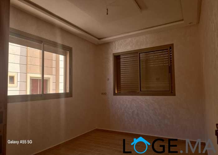 Appartementde de 2 façades de 111 m2 dans R+2 escalier privatif étage courants à hay essalam el jadida