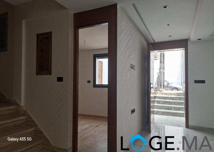 Duplex de villa à vendre à Al bousstane el jadida. 