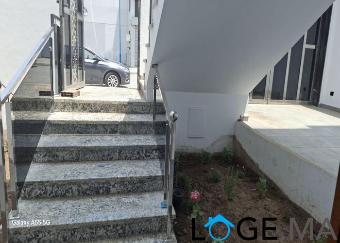 Duplex de villa à vendre à Al bousstane el jadida. 