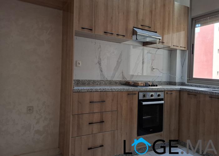 Appartement a vendre au 1er étage de 92 m2 à Malk chikhe el jadida.