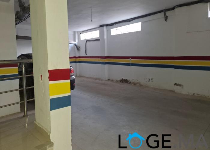 Appartement a vendre  dans R+4 de 90 m2 au 1er étage à el jadida. 