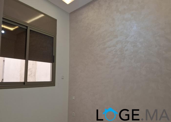 Appartement a vendre au 1er étage escalier privatif à hay essalam el jadida.