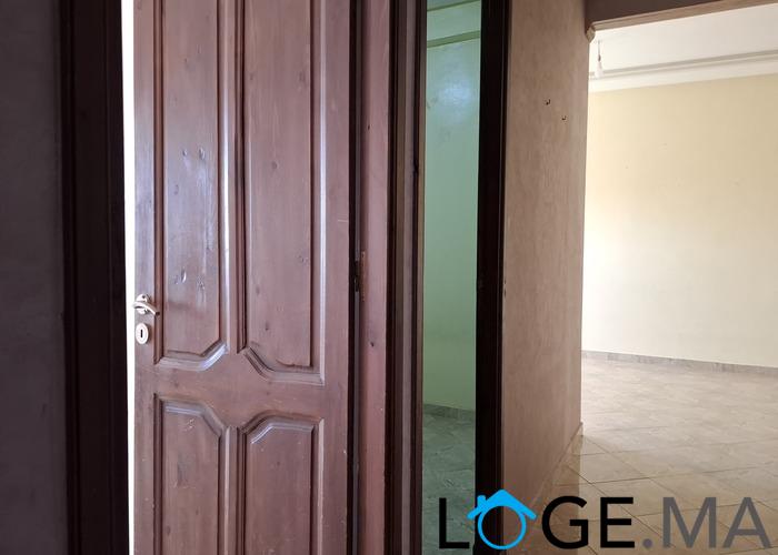 Appartement a vendre dans R+4 au 4eme étage près service d'Émile el jadida 
