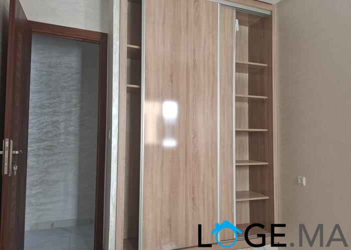 Appartement dans R+4 a vendre de 80 m2 au 1er étage a el jadida. 