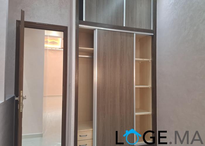 Appartement a vendre de 157 m2 dans R+2 escalier privatif près marjan el jadida.