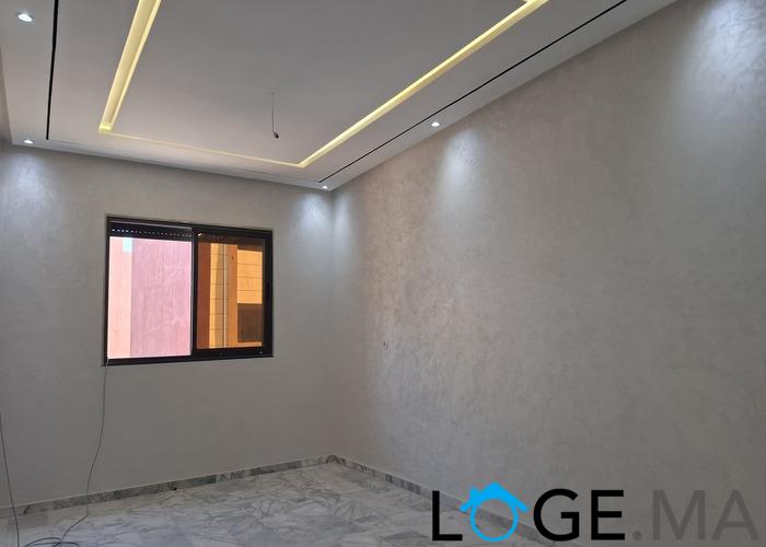 Appartement a vendre escalier privatif, de 116 m2 a el jadida. 