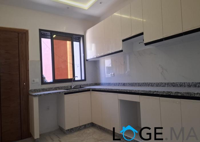 Appartement a vendre escalier privatif, de 116 m2 a el jadida. 