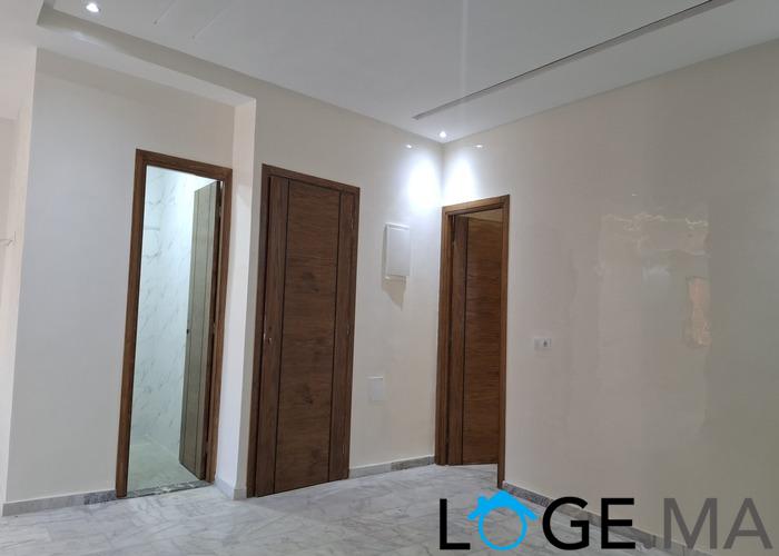 Appartement a vendre escalier privatif, de 116 m2 a el jadida. 
